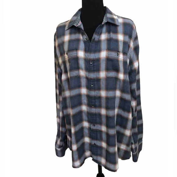 🔥NWT🔥Plaid Lightweight Button-Down Flannel - Picture 15 of 15